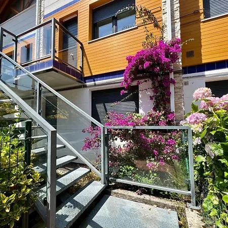 Duplex Stylish Host Con Vistas Al Mar Appartamento Cóbreces
